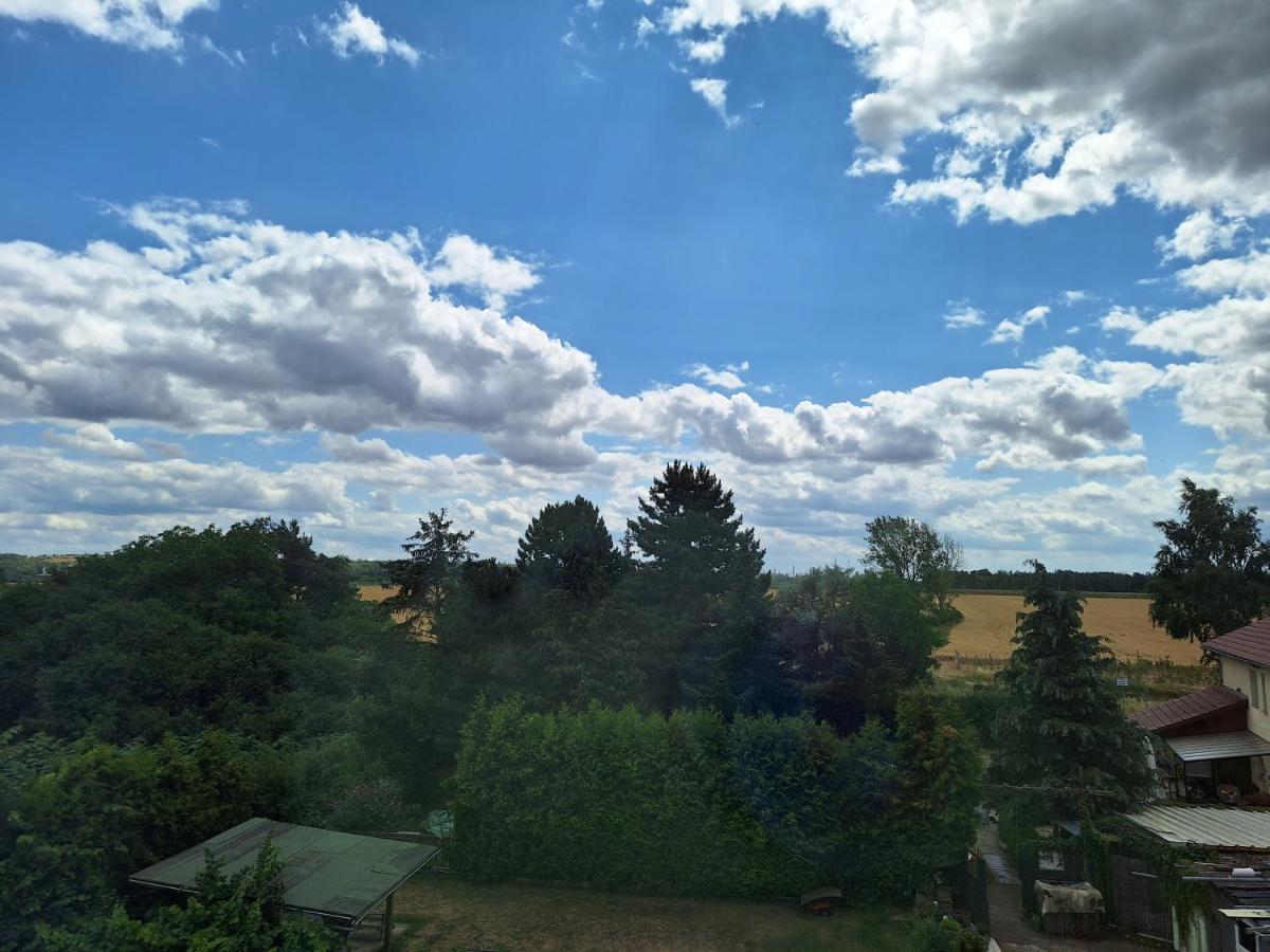Gaststaette Und Pension Zur Schiene แมร์เซอบวร์ก ภายนอก รูปภาพ