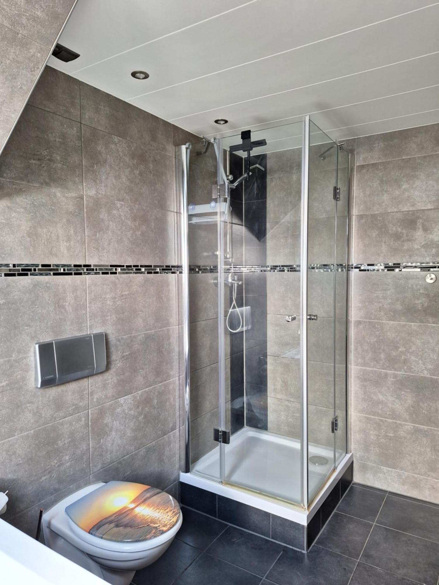 Gaststaette Und Pension Zur Schiene แมร์เซอบวร์ก ภายนอก รูปภาพ